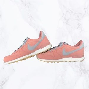 Women’s Custom Nike sneakers